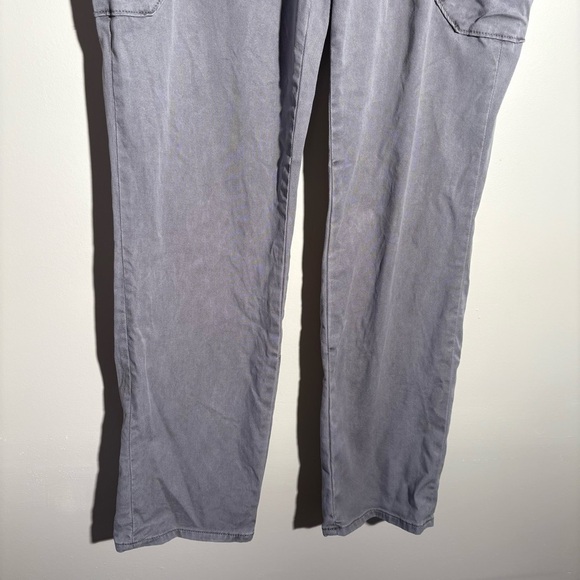Paige Women’s Drew Cargo Pants - Picture 4 of 9